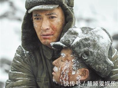 超長(zhǎng)巨幅海報(bào)宣傳,全景式展現(xiàn)抗美援朝,《跨過(guò)鴨綠江》即將開(kāi)播