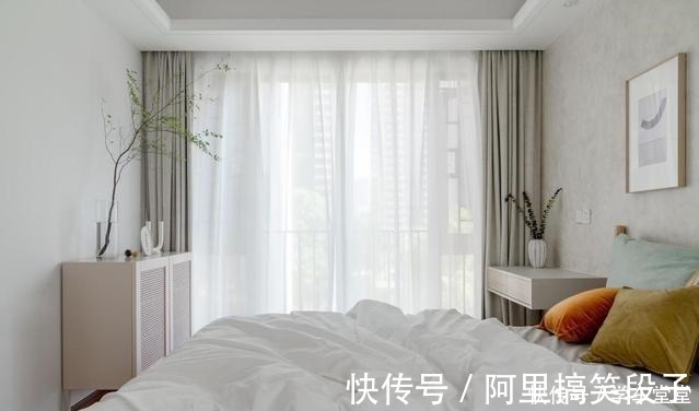 背景墙|看到她家装修，才知道简约干净有多美好！进门就被吸引，高级的美！