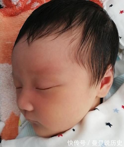 妈妈|婴儿从什么时候能够认出妈妈又是什么时候认出周围的人?