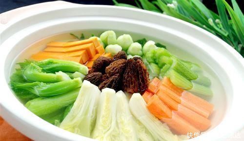 一日三餐是长寿的关键医生提醒长寿的人,晚餐一般会这样吃