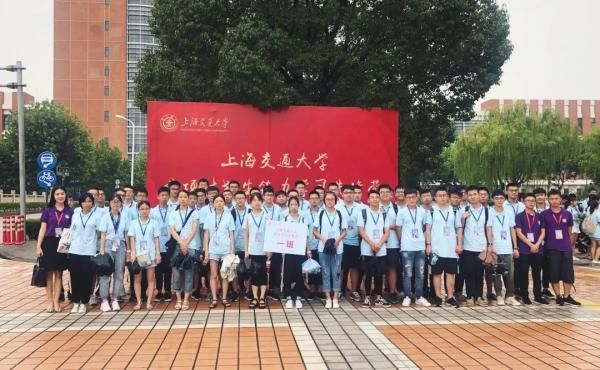 进阶|全力以赴“逆袭”追梦，来看交大学长的进阶之路！