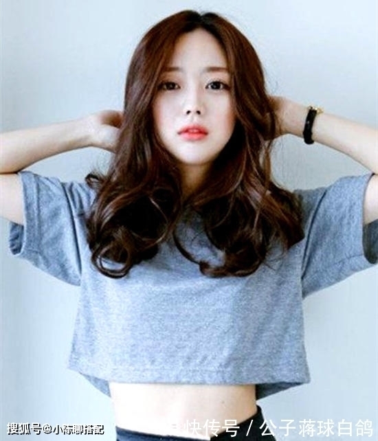 低发际线 谁说圆脸低发际线的女性会很惨,掌握这6种发型,即时髦显气质