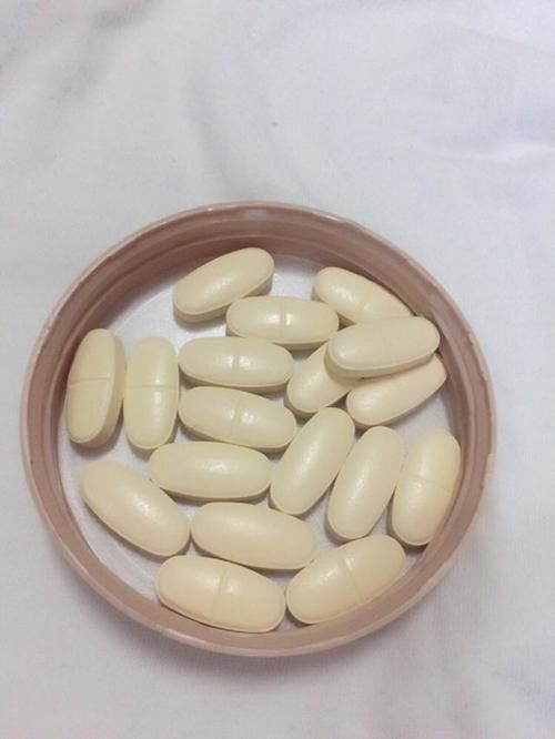 碳酸钙|钙片什么时候吃效果最好？可能很多人吃错了