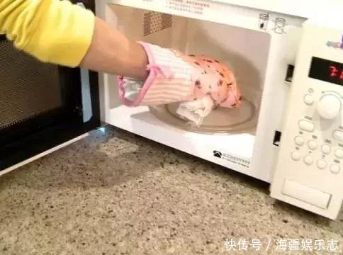 烤红薯|红薯这样做太好吃了,比肉还香,香甜软糯,盘子都被舔干净了