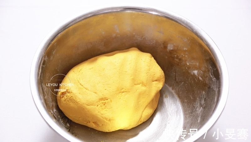 想吃|秋天的南瓜好吃不贵,做成汤圆,又甜又糯又滋补,隔几天就想吃