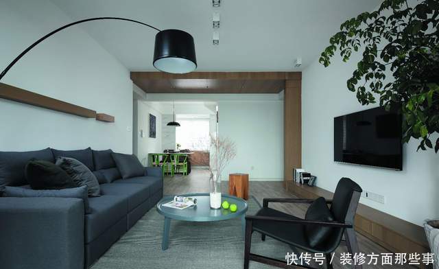 空间|113平天然温润的原木遍布整个区域，深受年轻一族的追捧