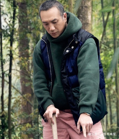 布鞋|万里走单骑:跟随“布鞋男团”成员探寻老司城,网友们,周深来了