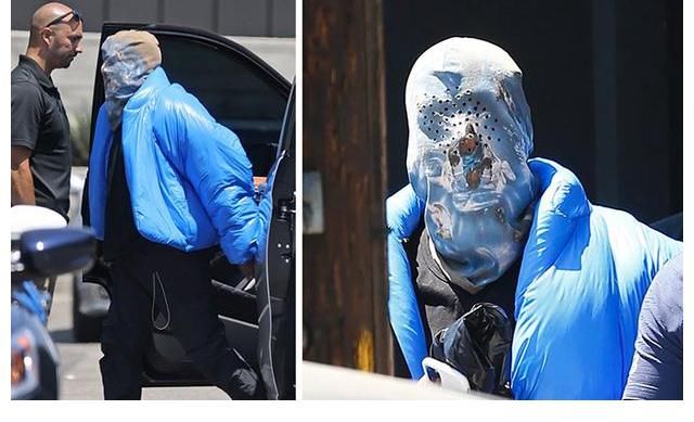 west|Kanye West 穿 NIKE 引来争议，其实他身上那件“YZY”才是主角