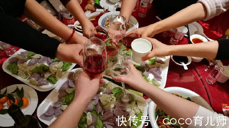 高血脂|高血脂可以吃虾吗？医生：不同的吃法，对血管健康的影响相差很大