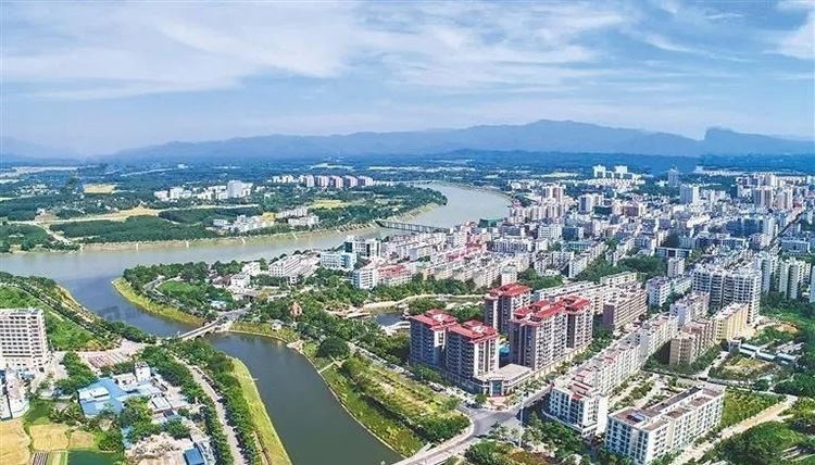 城市|海南一处“养老宝地”，名气不高风景秀丽，气候温和称“小三亚”