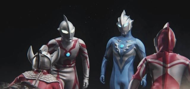 白贝嘴炮真强,嘲讽佐菲,和老托内讧,赛罗被加强,小金人留彩蛋