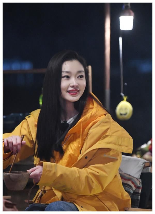 宋轶《追星星的人》第二期 化身沙漠运动少女引期待_娱乐频道_中国青年网