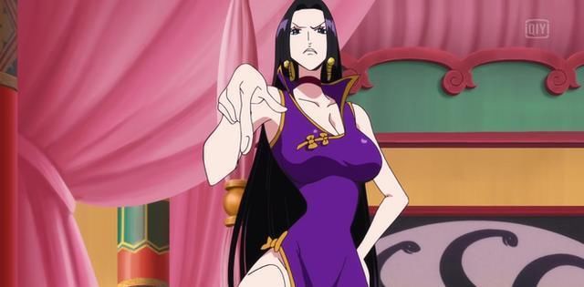 天龙|海贼王：天龙人宁愿娶白星，却看不上女帝？四点表明女帝不如白星