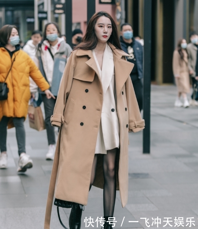 成都素人小姐姐真会穿，穿搭时髦又显贵，常见单品也能穿出高级感