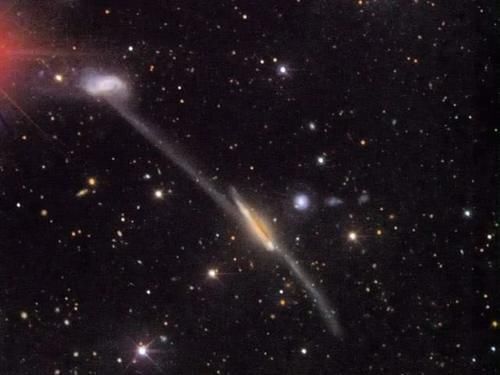 中国天文学家最新发现一条长达750光年的“恒星蛇”