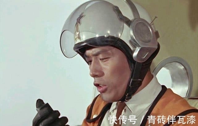 小陆|奥特曼:人间体最后一集揭露身份是传统,他开局露馅,他自己都不知道