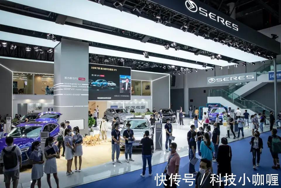 成都车展|成都车展,华为技术这次又赚足了眼球!