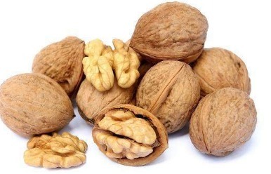 常吃核桃益智又对身体好,但营养师建议3类人要少吃核桃!