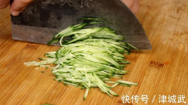 包子油条靠边站，早餐就是吃它，10分钟出锅，营养好吃解馋