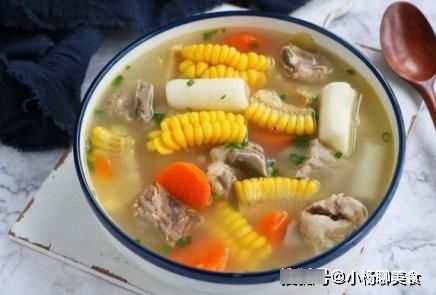 春夏时节来碗汤，滋补玉米与排骨相互碰撞，别有一番风味