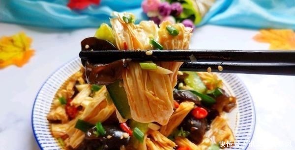 它是“肠道清道夫”,春天遇到别手软,常吃排毒养颜气色好