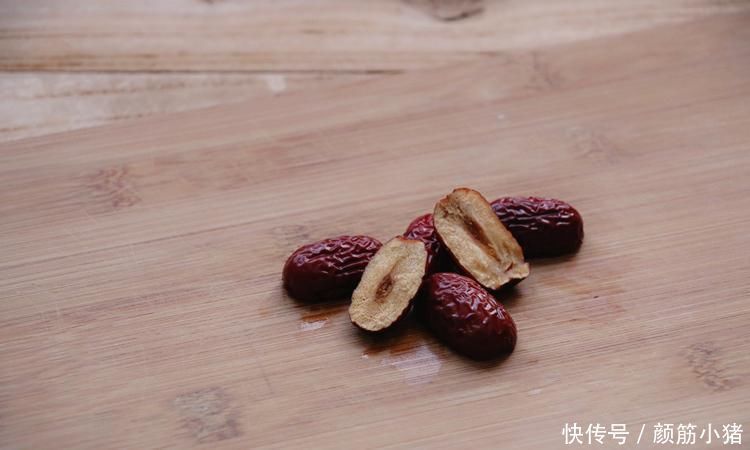 补气|常喝一杯黄芪水，3个好处或不请自来，但4种人不能喝，早知早受益