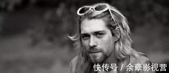东亚病夫|李小龙葬礼上“扶灵”的6个神秘人,背景曝光后,都是惹不起的大佬