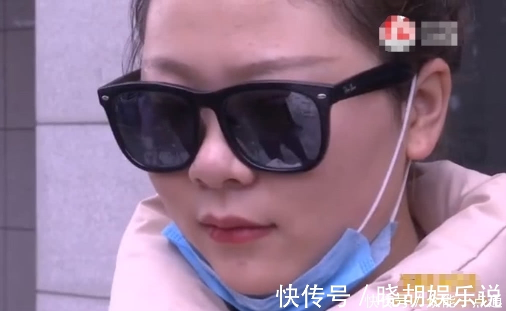 整形|18岁少女整形不成功,男友不离不弃照顾再次整形,男友:不喜欢