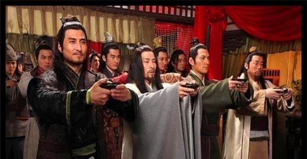 此人武艺高强,曾连败瓦岗五虎、一语喝退程咬金、巧破秦琼撒手锏!