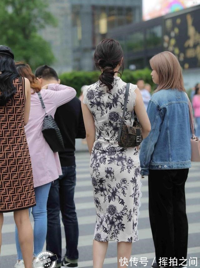 穿搭 精致优雅的包臀裙穿搭展现时尚的格调,时尚大方又舒适,清爽时髦!