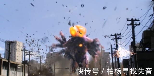 奥特曼|泽塔奥特曼格利扎登场气势十足，力压三英，但败给贝利亚黄昏