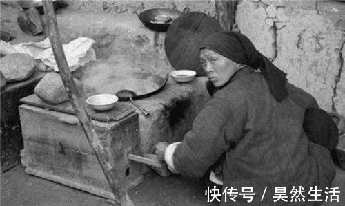 鱼虾|古代闹饥荒时,为何老百姓宁愿啃树皮,也不吃河里的鱼虾?