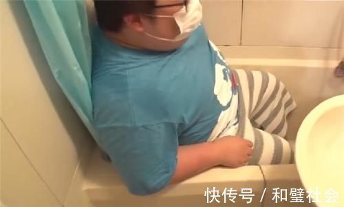 摄像师|日本单身宅男9㎡小家，厕所巴掌大却有浴缸，玄关晾衣服格外整洁