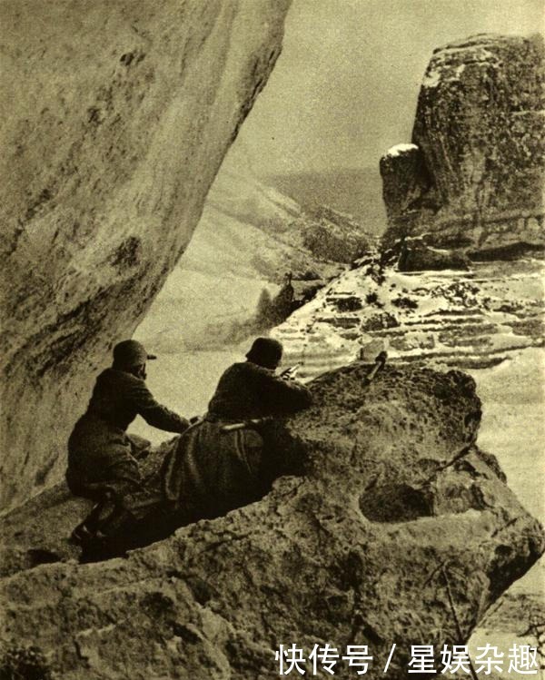 战场|老照片:二战德军镜头下的东线战场,进攻,受伤,埋葬