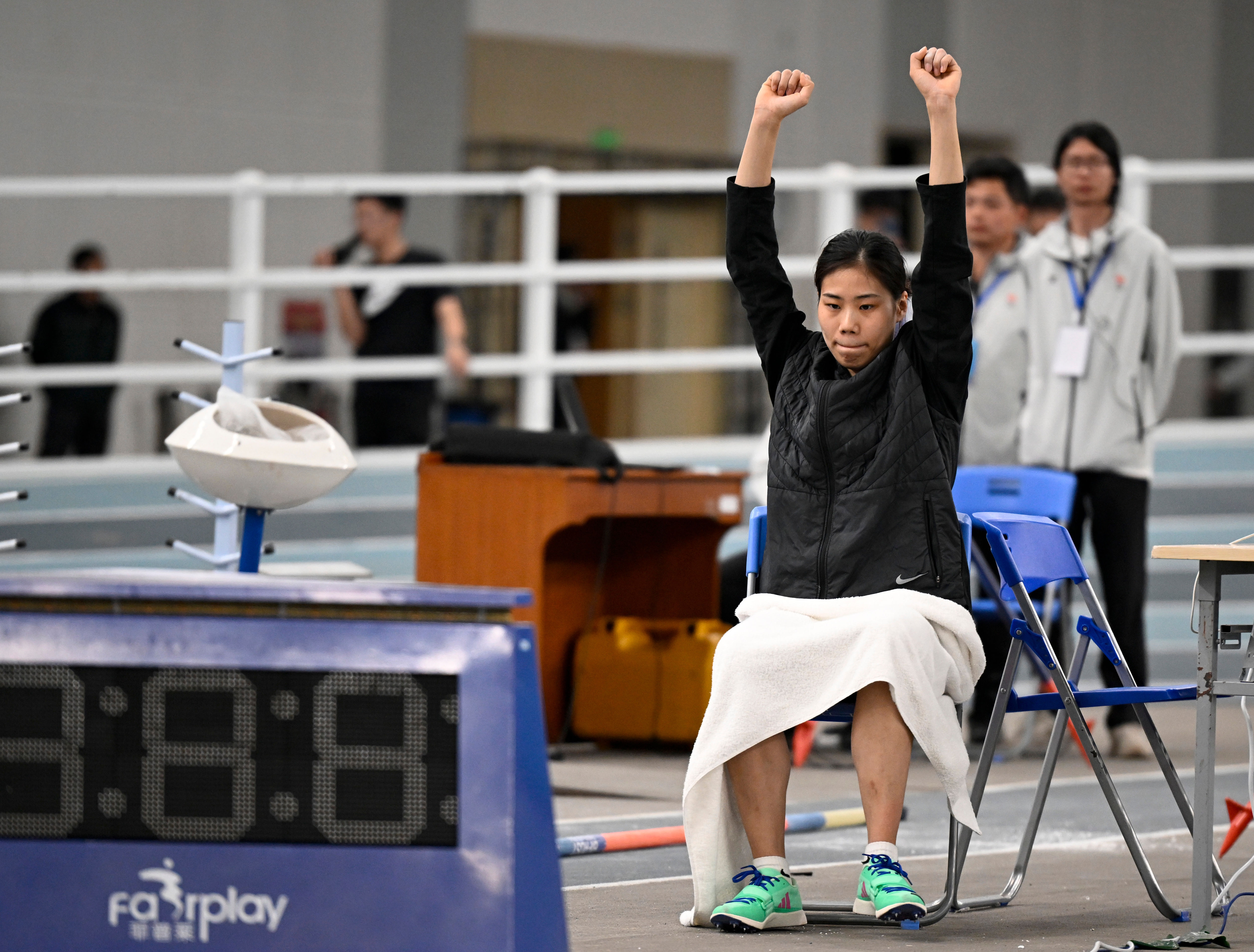 田径——全国室内锦标赛：女子撑竿跳高赛况