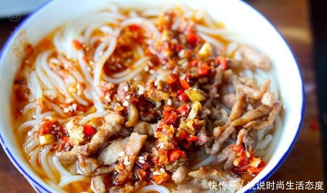 吃了几十年米粉,就爱这做法,煮一煮就出锅,比面条要好吃多了