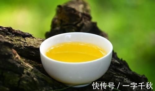 大豆油|每天吃大豆油的危害比糖还可怕？玉米油、菜籽油、橄榄油，吃哪种