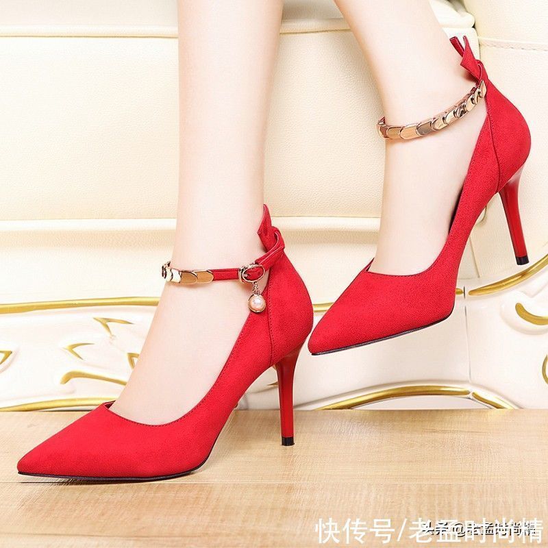 水钻|三四十岁的女人鞋子别穿太俗气,瞧5月上新的高跟鞋,高雅又减龄