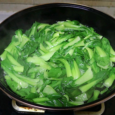 上海青|黑麦香菇青菜包子