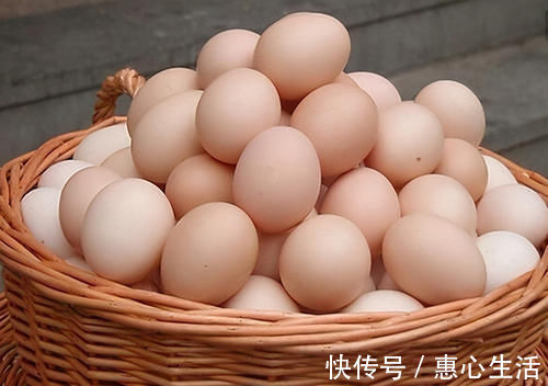 蛋别|孩子吃鸡蛋后直接进医院！宝妈警惕：这几种类型的蛋别随便给娃吃