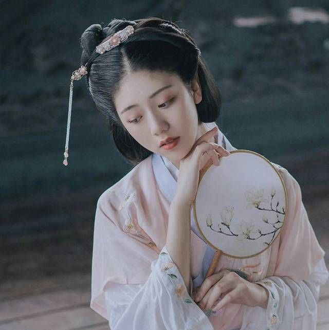 张九龄!唐著名宰相一首诗,开篇就是千古名句,气势非凡,难怪会选入课本