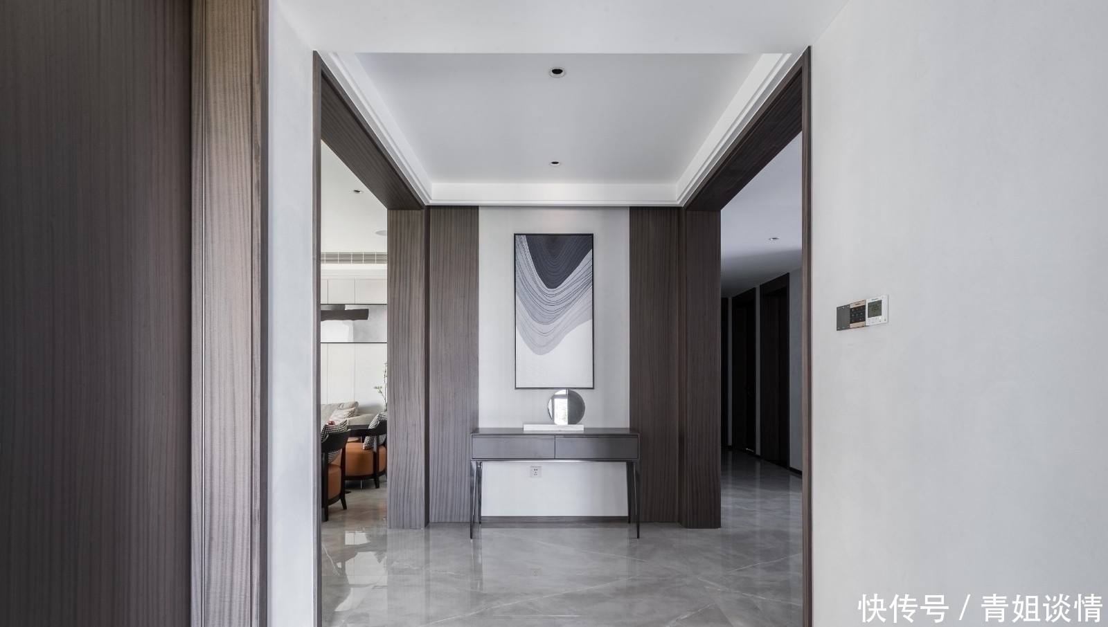 朱砂红|这才是我的理想之家,220㎡大平层设计,进门就被客厅吸引了