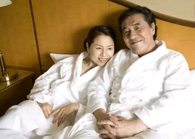 长期熬夜|女人45到55岁是“养寿期”,这4件事尽量少做,能忍一个也不错!