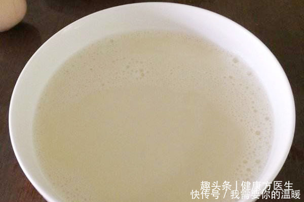 骨质疏松|卵巢加速衰老的迹象有哪些不及时保养，老十岁，应该多吃什么