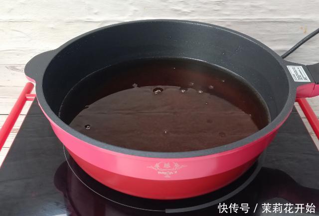 年夜饭别着忙,这个菜提前做好,到时候切一下,就是一道“硬菜”