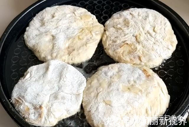 我家麦片从不熬粥，加1个鸡蛋，简单几步，出锅给肉不换，流口水