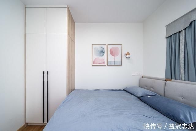 效仿|放弃电视墙，客厅打一排小矮柜，邻居看了都夸赞，后悔没效仿