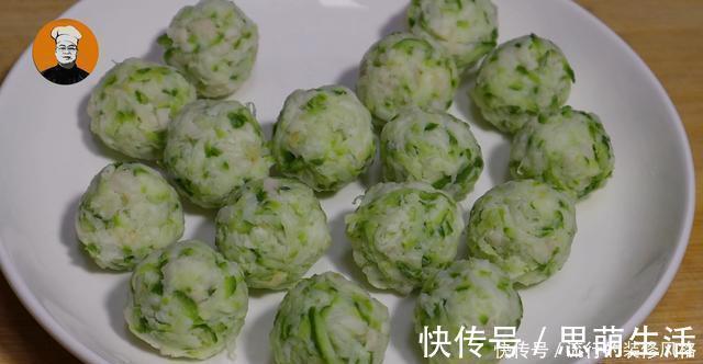 萝卜丸子别只会油炸了，教你健康营养的做法，晶莹剔透有嚼劲