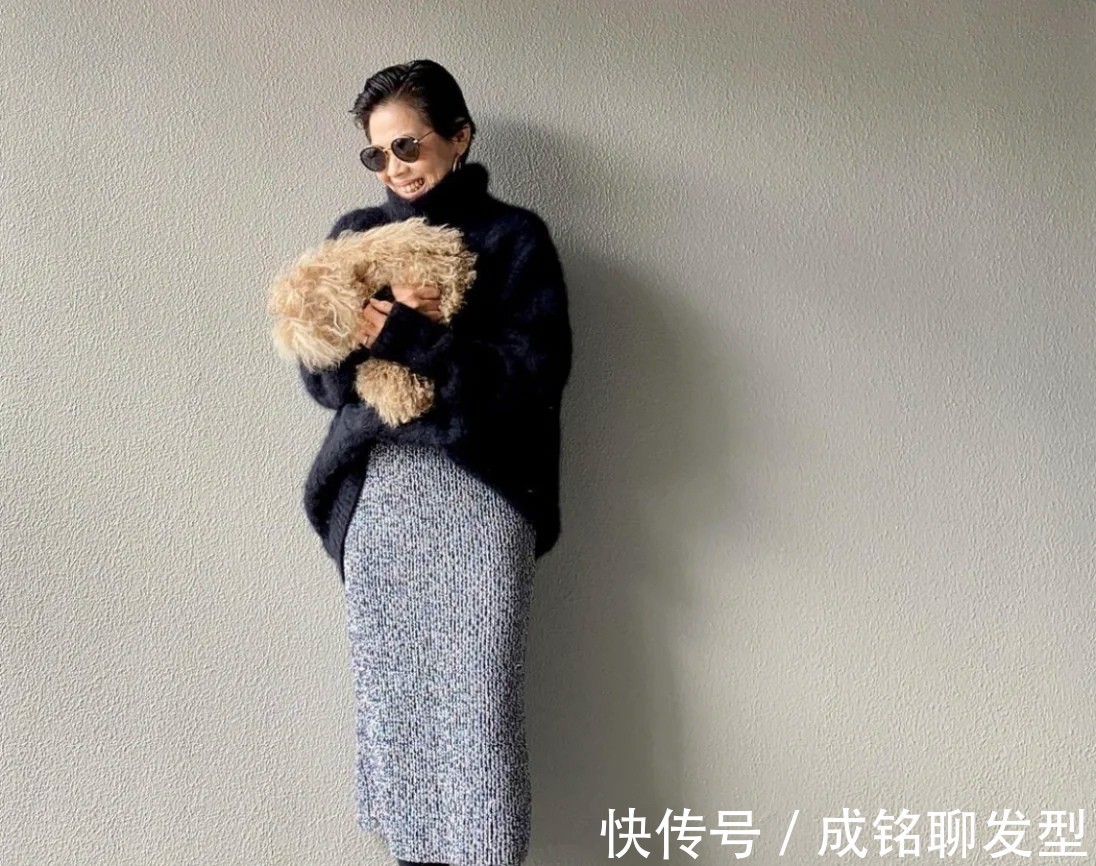 大红色|五十岁而不老的减龄穿搭!真实自然不装嫩,大方得体又有高级感