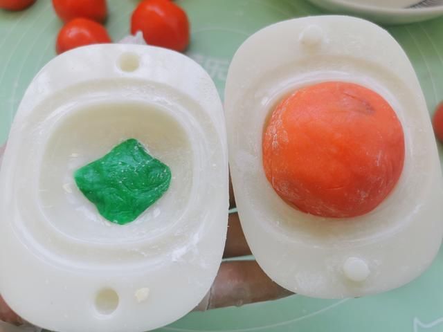 月饼|最近很火的花生柿子月饼,保姆级教程,好看又好吃,寓意更好